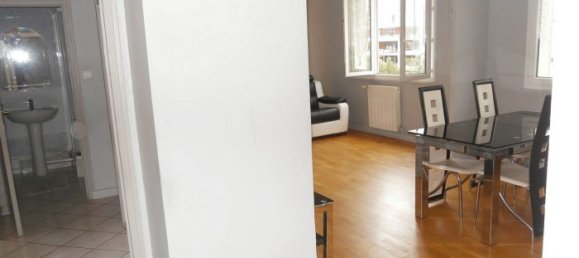 2 chambres Appartement à Grenoble, France No. 205387 9