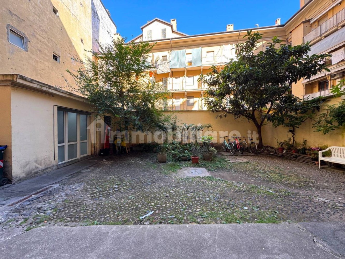 Parkplatz in Turin, Italy 18m², Nr. 278696