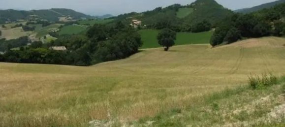 Casa de 8 habitaciónes en Cagli, Italy No. 157507 3