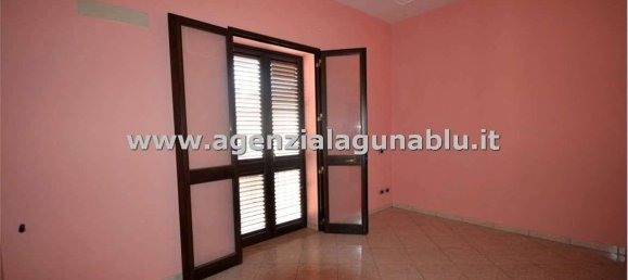 Квартира с 2 спальнями в Мадзара дель Валло, Италия № 167444 6