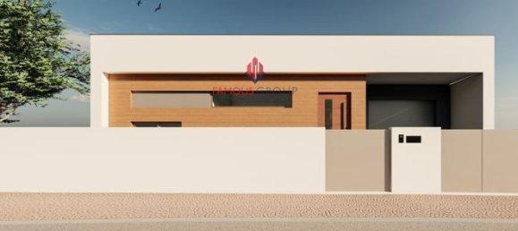 3 bedrooms House in Mexilhoeira Grande, Portugal No. 152861 2