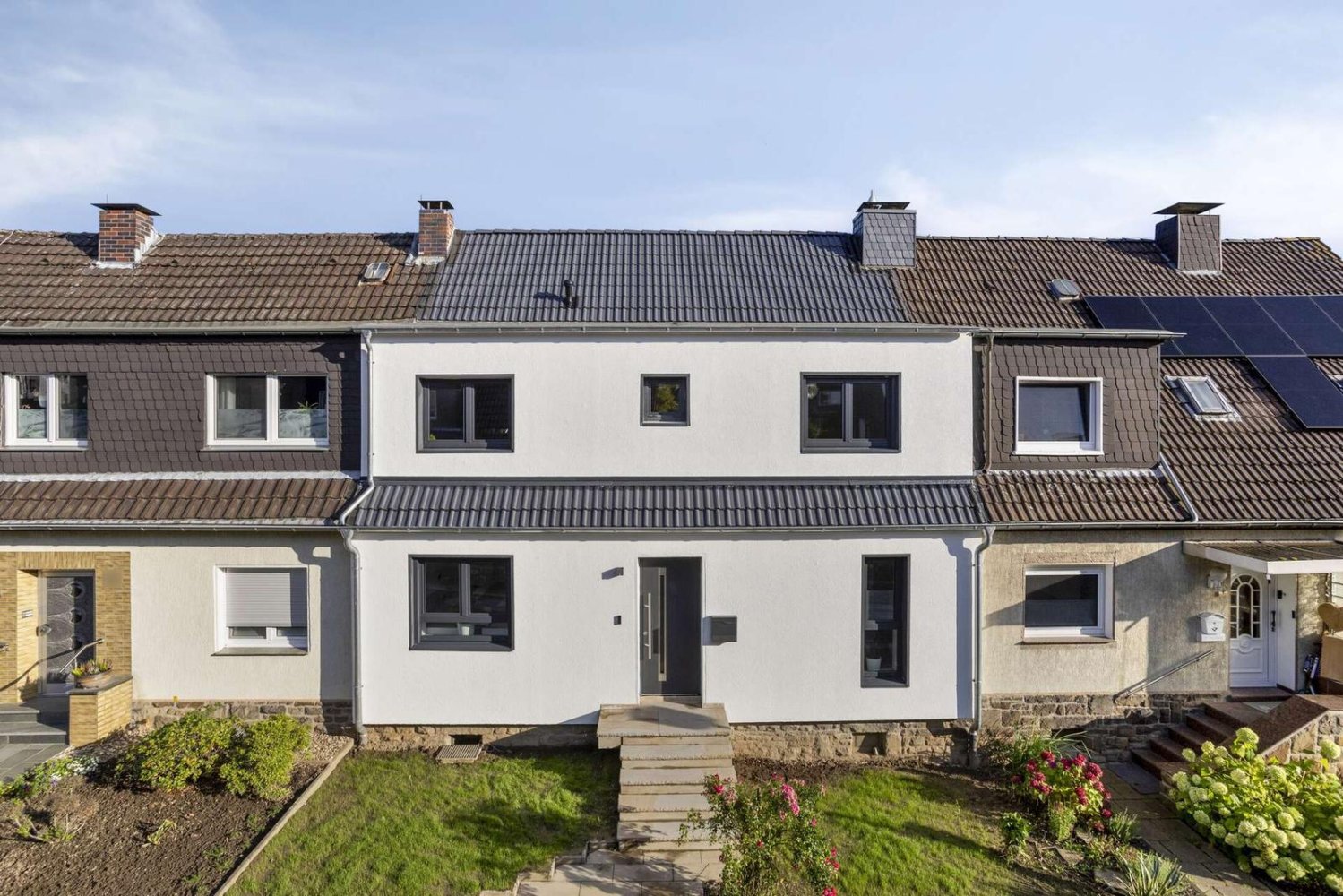 3 bedrooms Townhouse in Ennepe-Ruhr, Germany No. 282514