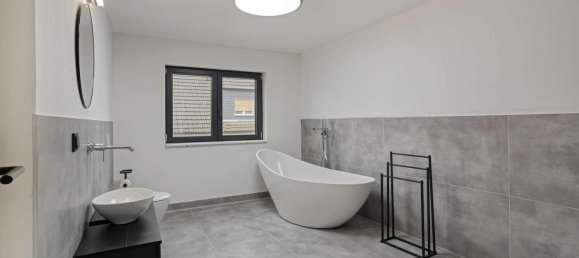 3 bedrooms Townhouse in Ennepe-Ruhr, Germany No. 282514 18