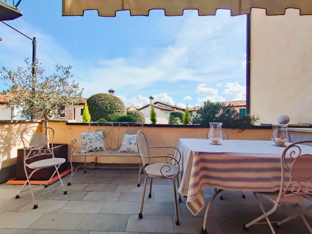 3 rooms Apartment in Peschiera del Garda, Italy No. 149620