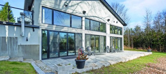 4 bedrooms House in Innisfil, Canada No. 934 6