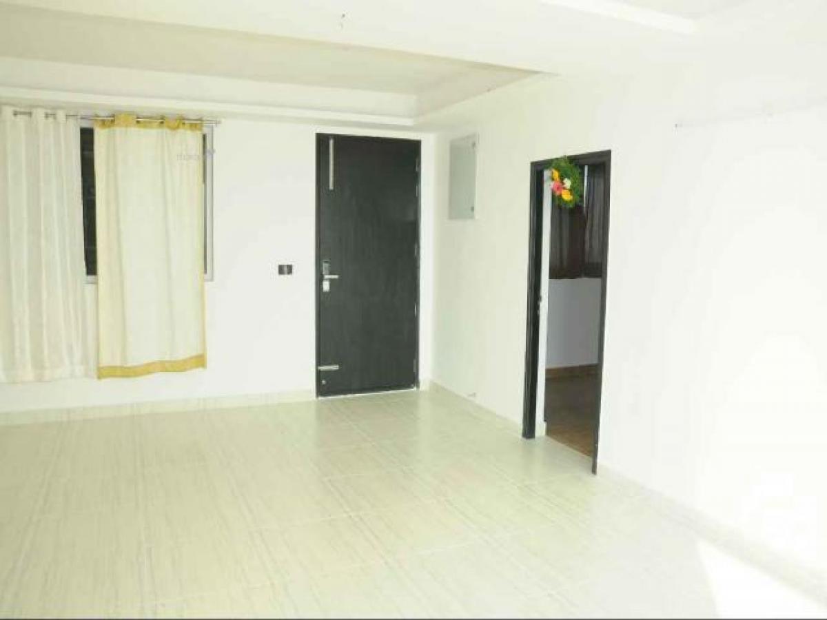 3 bedrooms House in Hyderabad, India No. 42199