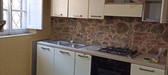 8-salle Maison à Massarosa, Italy No. 215698 6