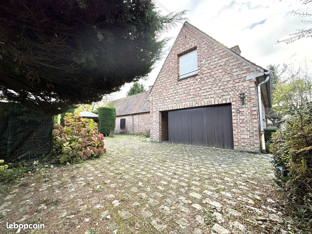 Дом с 7 спальнями в Нёвиль-ан-Феррен, Франция № 156212