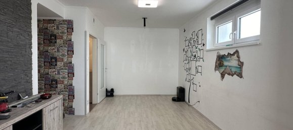 2 rooms Apartment in Ebreichsdorf, Austria No. 165520 2