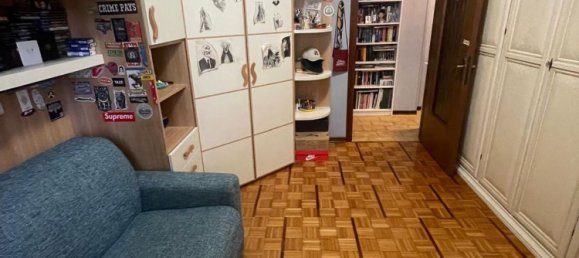 3-salle Appartement à Broni, Italy No. 289621 15