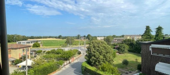 3-salle Appartement à Broni, Italy No. 289621 22