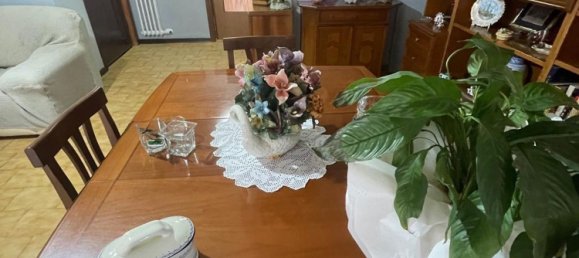 3-salle Appartement à Broni, Italy No. 289621 6