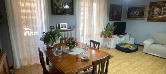 3-salle Appartement à Broni, Italy No. 289621 2