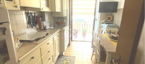 3-salle Appartement à Broni, Italy No. 289621 8