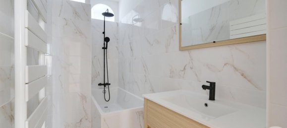 Apartamento de 3 dormitorios en Paris, France No. 174438 3