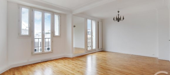 Apartamento de 3 dormitorios en Paris, France No. 174438 8