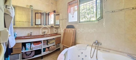 4 bedrooms House in Varces-Allieres-et-Risset, France No. 339076 10