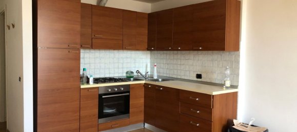 3 rooms Apartment in Poggibonsi, Italy No. 45319 3