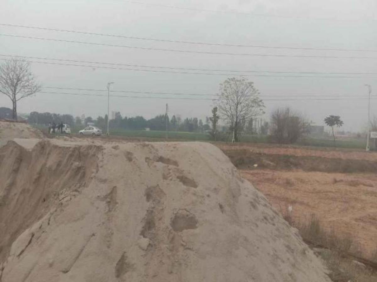 Terreno em Mohali, India N.º 31660