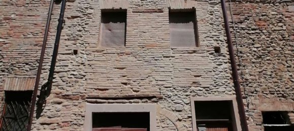 3 rooms Apartment in Sant'Angelo in Vado, Italy No. 269403 2