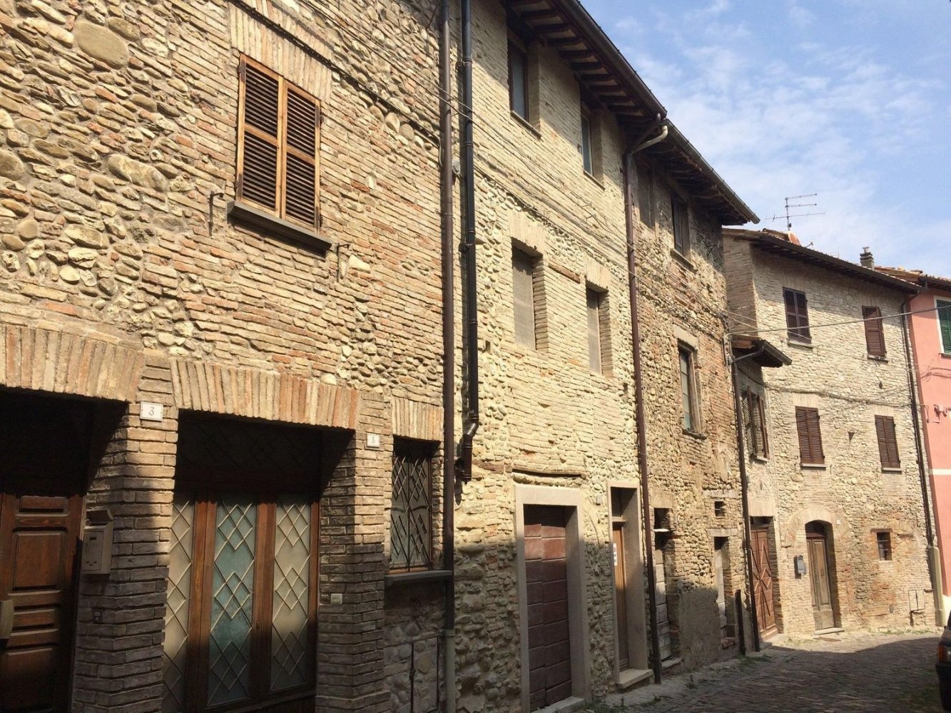 3 rooms Apartment in Sant'Angelo in Vado, Italy No. 269403