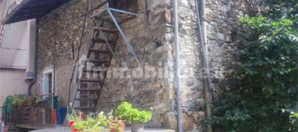 2 Schlafzimmer Haus in Pont Saint Martin, Italy, Nr. 284147 11