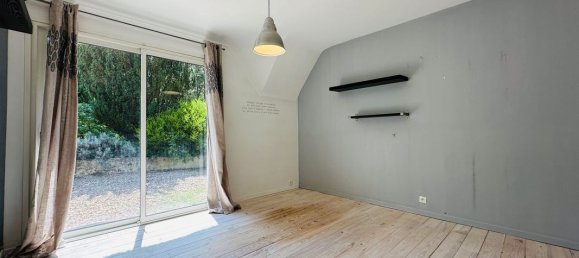 Casa de 6 dormitorios en Montbazon, France No. 260060 12