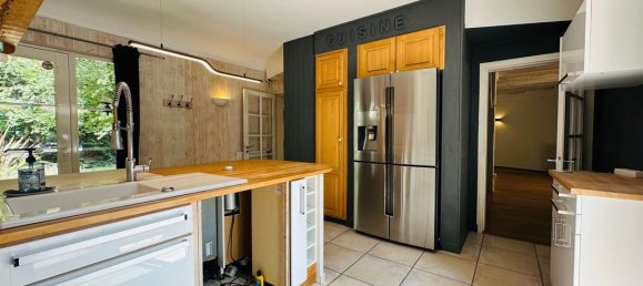 Casa de 6 dormitorios en Montbazon, France No. 260060 7