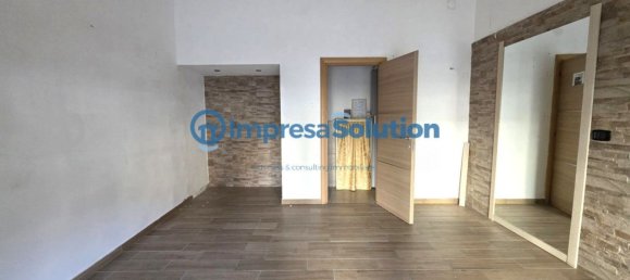 20m² Commercial property in Naples, Italy No. 349531 11