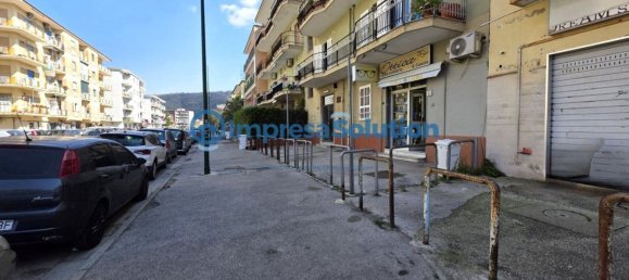 20m² Commercial property in Naples, Italy No. 349531 3