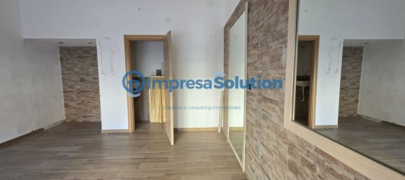 20m² Commercial property in Naples, Italy No. 349531 12