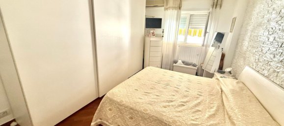 3 bedrooms Apartment in Bari, Italy No. 376014 10