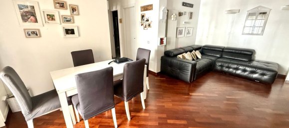 3 bedrooms Apartment in Bari, Italy No. 376014 18