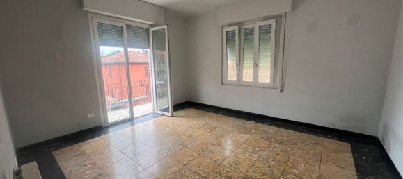 4-salle Appartement à La Spezia, Italy No. 118269 9