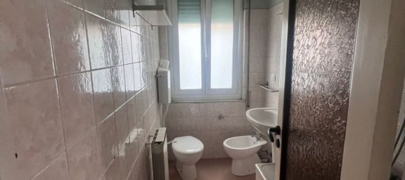 4-salle Appartement à La Spezia, Italy No. 118269 10