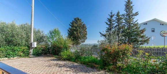 12 rooms House in Corinaldo, Italy No. 32958 11