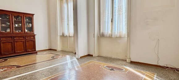 5غرفة شقة في Genoa, Italy رقم 27886 6