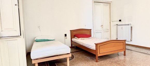 5غرفة شقة في Genoa, Italy رقم 27886 21