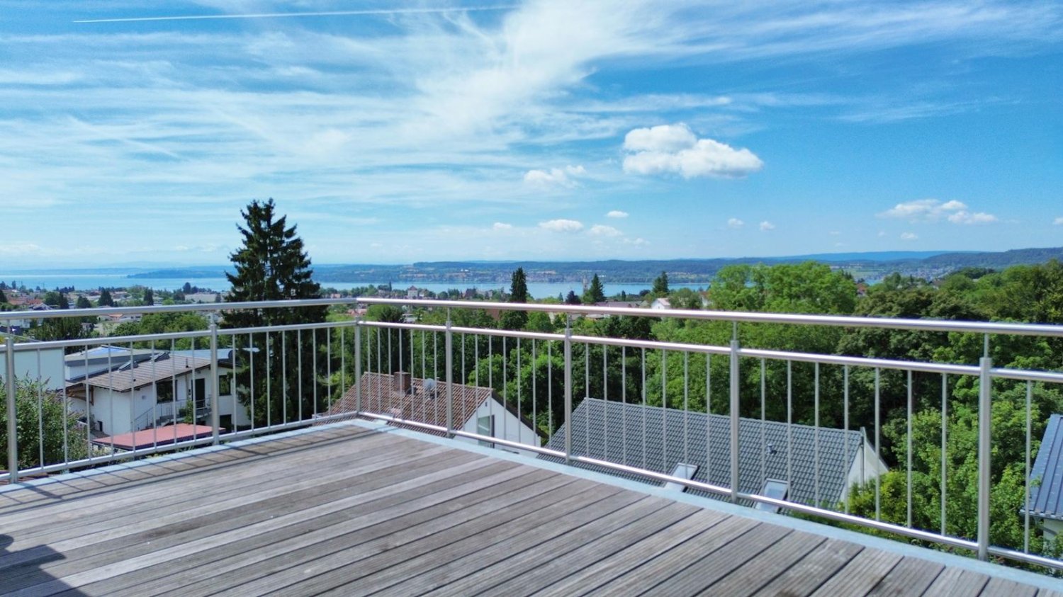 4 bedrooms Duplex in Bodenseekreis, Germany No. 242288