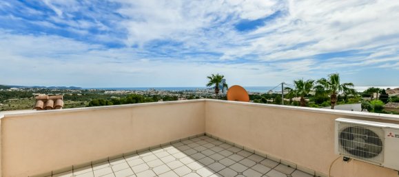 6 bedrooms Villa in Calpe, Spain No. 9119 18