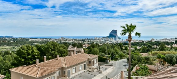 6 bedrooms Villa in Calpe, Spain No. 9119 17