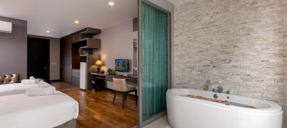 Studio in Phuket, Thailand No. 8583 8