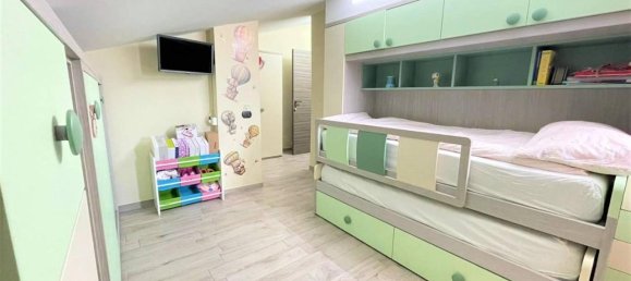 3غرفة بانتهاوس في Cervinara, Italy رقم 18474 34