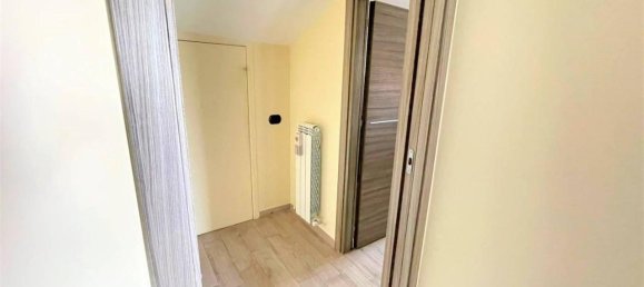 3غرفة بانتهاوس في Cervinara, Italy رقم 18474 22