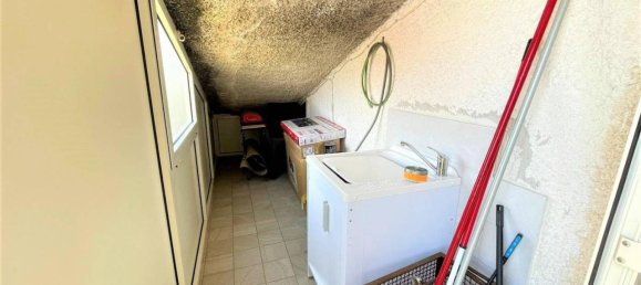 3غرفة بانتهاوس في Cervinara, Italy رقم 18474 19