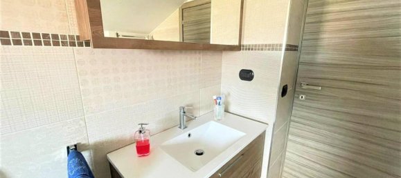 3غرفة بانتهاوس في Cervinara, Italy رقم 18474 23