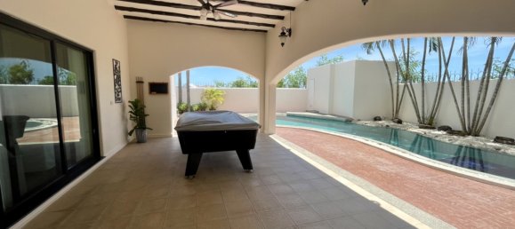 5 bedrooms Cafe / restaurant in Pattaya, Thailand No. 4108 30