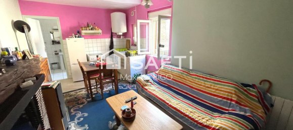 249m² Building in Marmande, France No. 278706 3