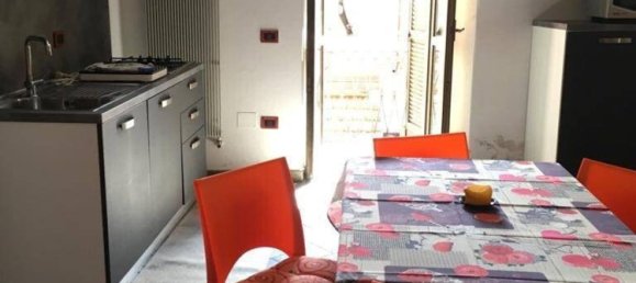 Квартира с 3 комнатами в Кунео, Италия № 177296 6