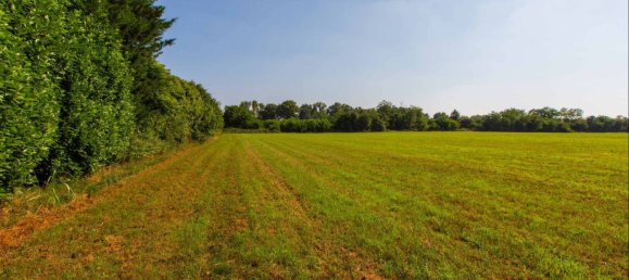3550m² Land in Busto Arsizio, Italy No. 76437 2